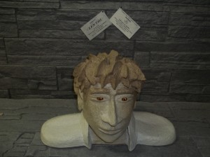 Tirelires "Collection de bustes imitation pierre sculpté LES/THI beault-sard artisans ML (papier & pots de plastique recyclé à 100%)